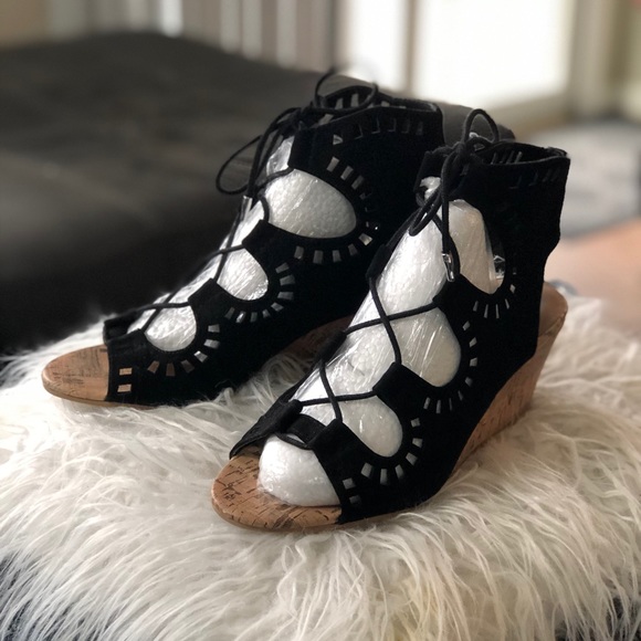 Dolce Vita  Leather Wedge Gladiator - Picture 2 of 5